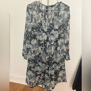 Club Monaco Pleated Silk Patterened Long Sleeve Dress Size 8